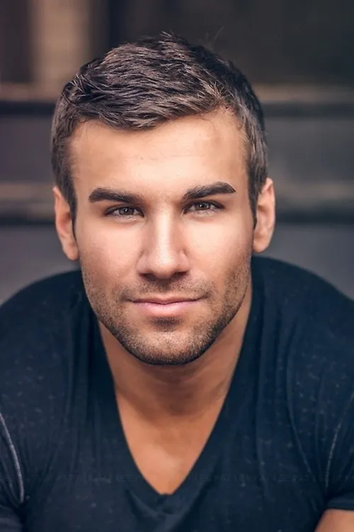 Jacob Burton interpretando a 