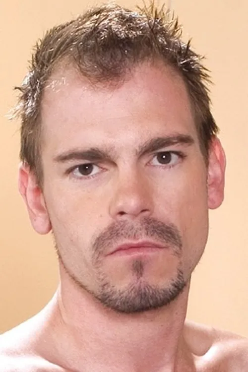 Jacob Slader interpretando a Porn Model