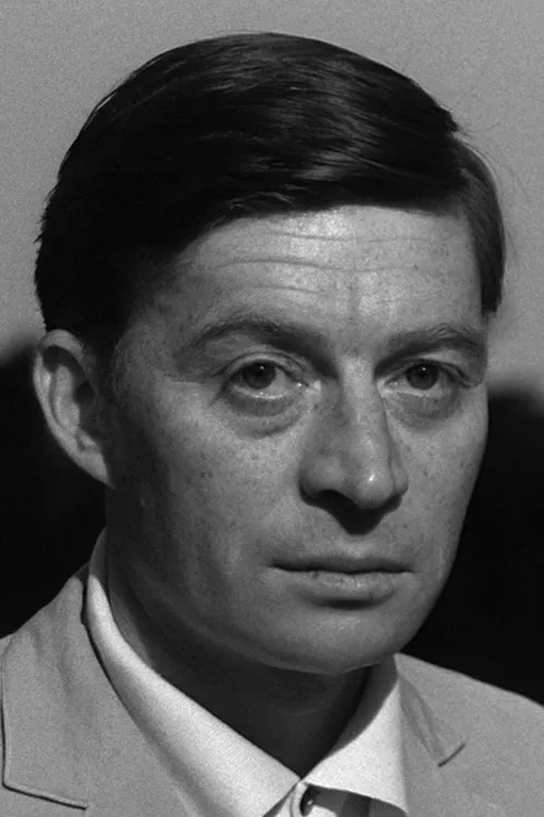 Daniel Vérité ha trabajado con Jacques Doniol-Valcroze en 2 ocasiones