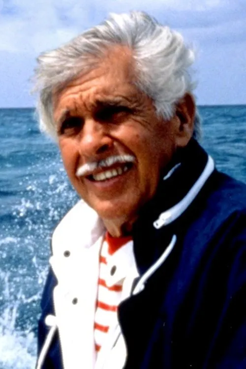 Jacques Mayol interpretando a Self (archive footage)