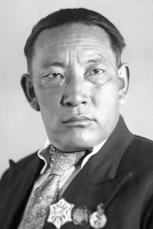 Jadamba Balsandorj interpretando a