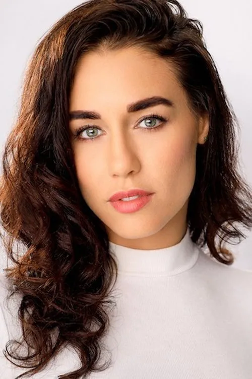 Jade Tailor interpretando a Ivy, The Kandi Girl