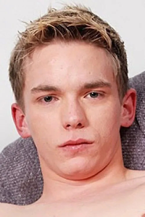 Jaden Fox interpretando a