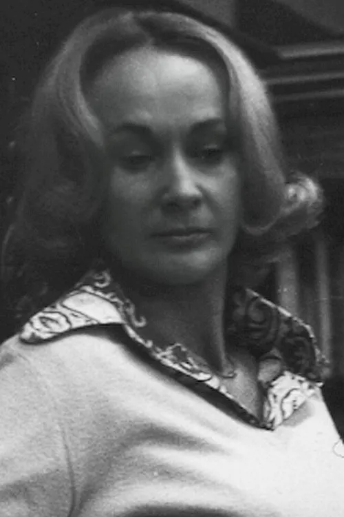 Jadwiga Siennicka interpretando a matka Ali