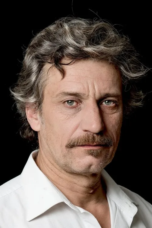 Paula Luchsinger ha trabajado con Jaime McManus en 1 ocasiones