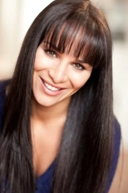 Jaime Passier-Armstrong interpretando a Ripeka Bastion