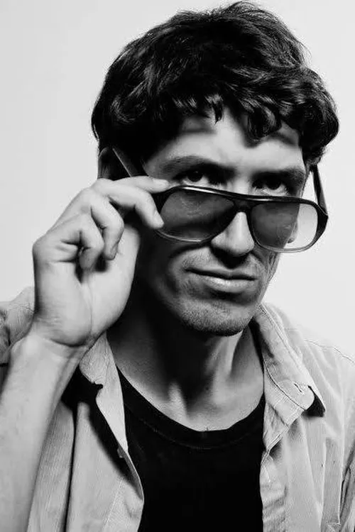 Jair Toledo interpretando a 