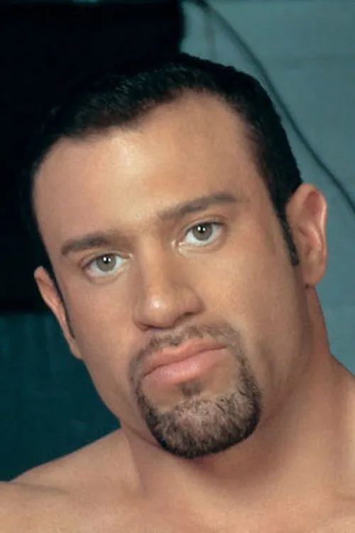 Jake Gianelli interpretando a 