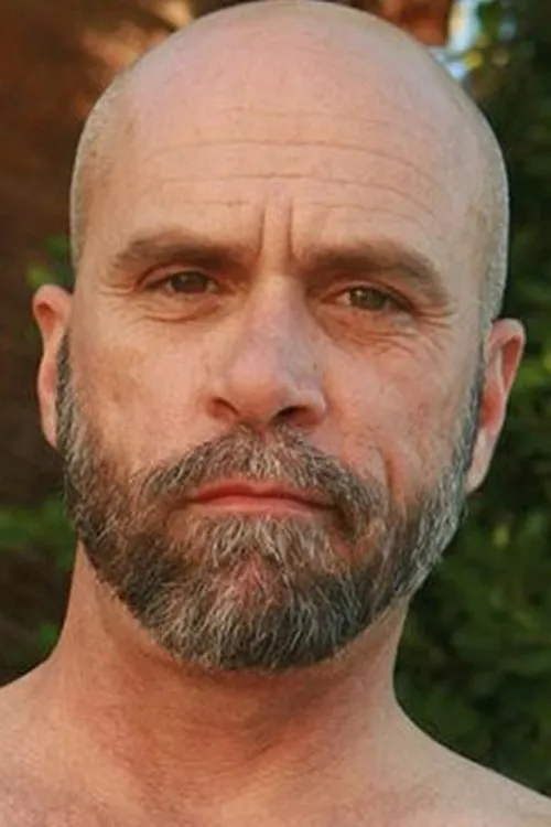 Foto de perfil del actor Jake Mitchell en el reparto