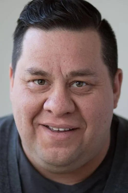 Anson Bagley ha trabajado con Jake Suazo en 2 ocasiones