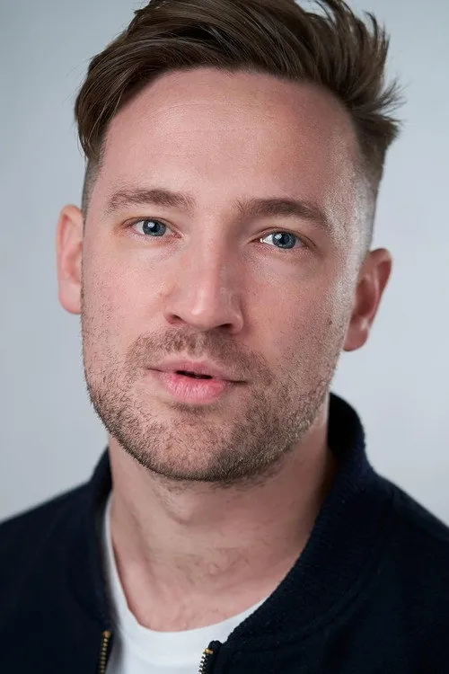 Foto de perfil del actor Jake Waring en el reparto