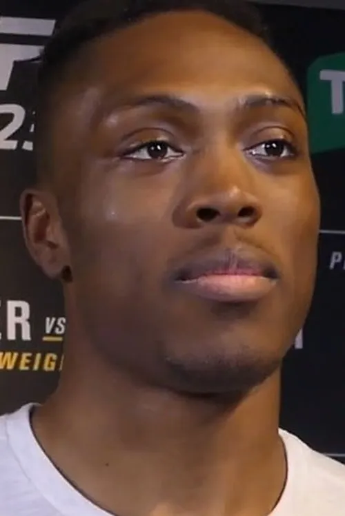 Jalin Turner interpretando a Self