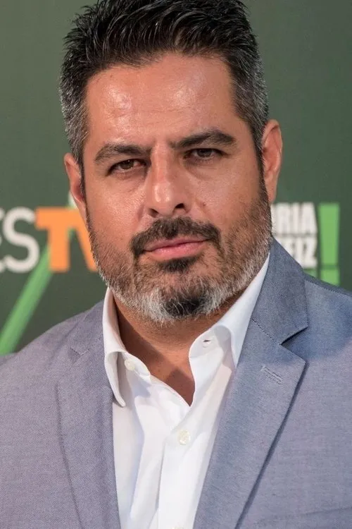 Jalis de la Serna — personaje: Director y Presentador