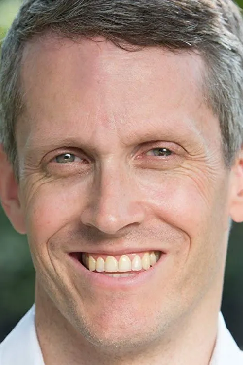 James C. Stewart interpretando a Snelling