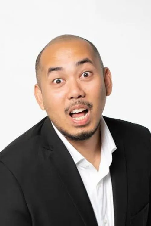 Red Ollero ha trabajado con James Caraan en 2 ocasiones