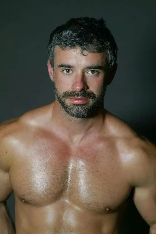 Harrison Sheehan ha trabajado con James Cerne en 1 ocasiones