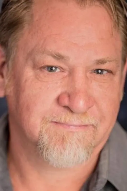 Chris Strompolos ha trabajado con James Donald en 1 ocasiones