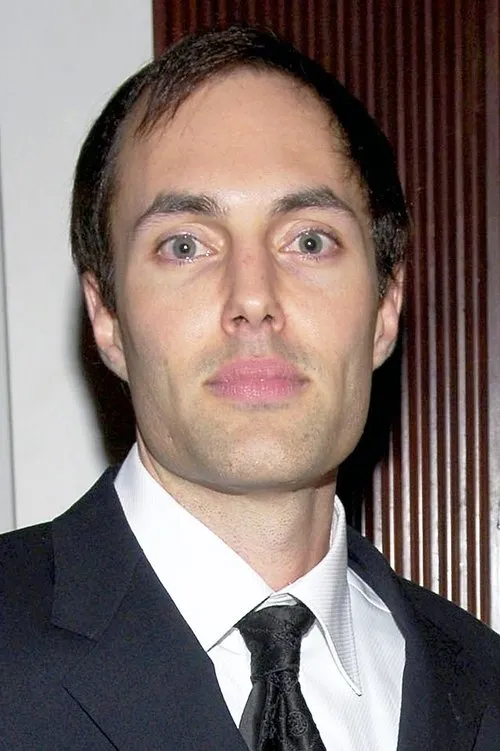 James Haven interpretando a Faust