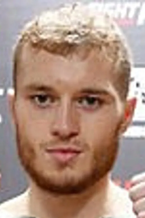 Decky Dalton ha trabajado con James Hendin en 1 ocasiones