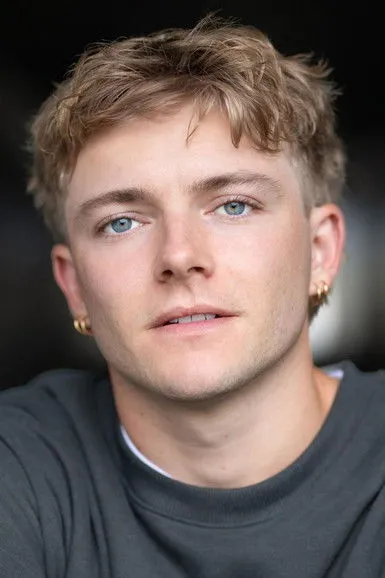 James Carson ha trabajado con James Munn en 1 ocasiones