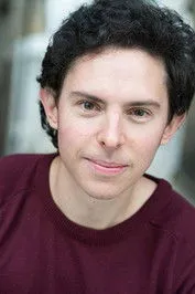 Holly Macgillivray ha trabajado con James Rockey en 1 ocasiones