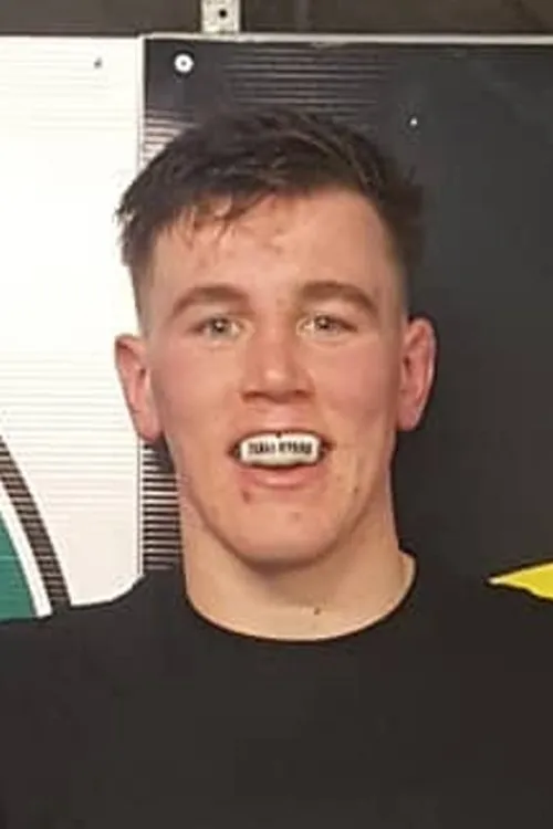 Paul Hughes ha trabajado con James Sheehan en 1 ocasiones