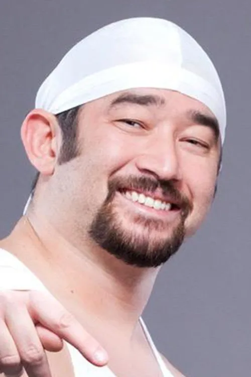 James Yun interpretando a Jimmy Yang