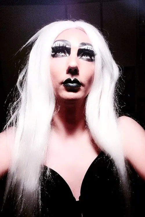 Ville Mutka ha trabajado con Jamie Deetz en 1 ocasiones