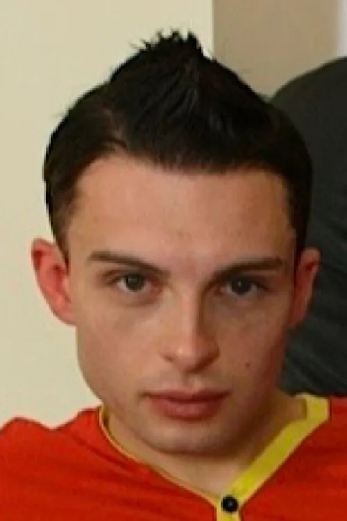 Jamie Levi interpretando a (archive footage)