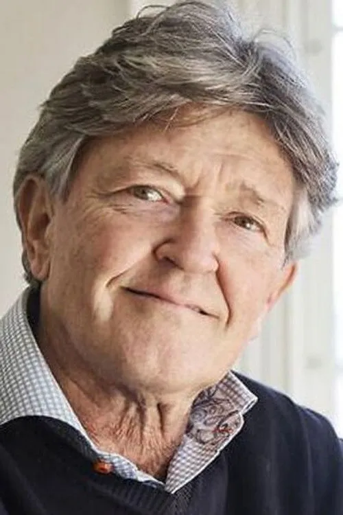 Maya Ababadjani ha trabajado con Jan Fog en 1 ocasiones