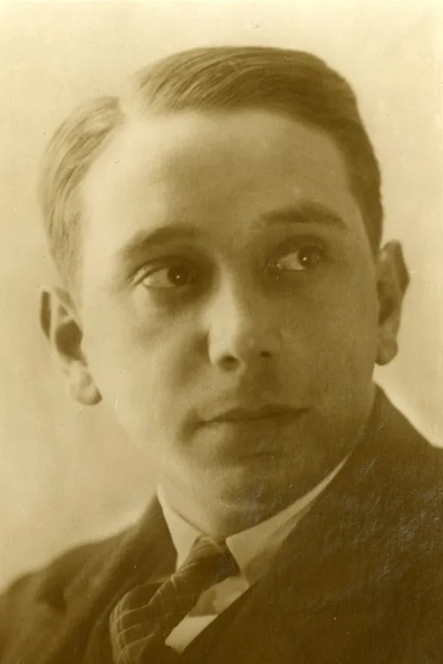 Rika Hopper ha trabajado con Jan Van Ees en 1 ocasiones