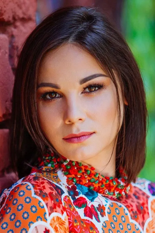 Jana Milić interpretando a Natalija