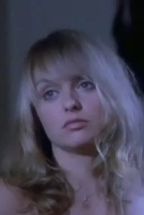 Sidonie Bond ha trabajado con Jane Cardew en 1 ocasiones