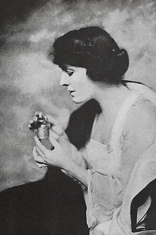 Fred Jones ha trabajado con Jane Grey en 1 ocasiones