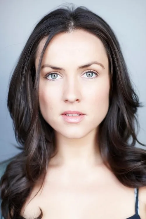 Jane Harber interpretando a Catherine Finn