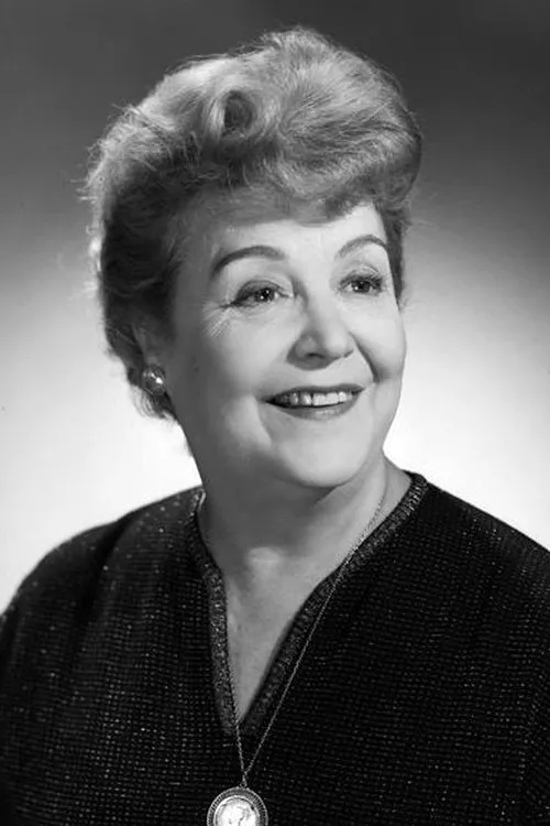 Jane Marken interpretando a Mme Cauchard, la mère de Claire