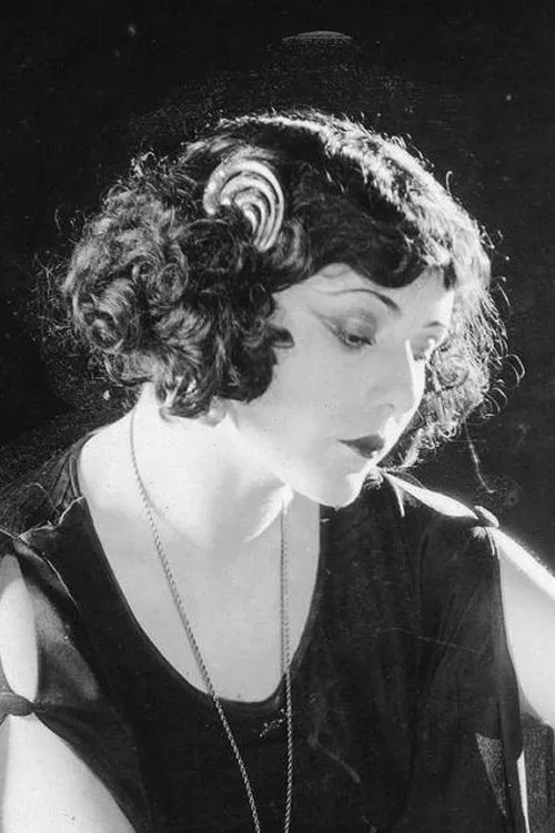 Jerry Sinclair ha trabajado con Jane Thomas en 1 ocasiones