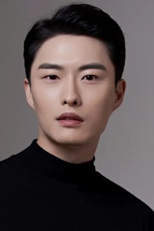 Jang Myoung-un en su biografía y filmografía