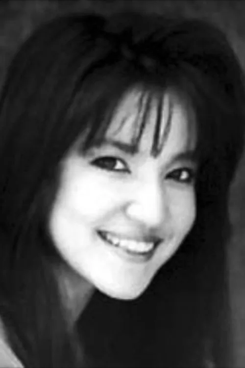 Foto de perfil del actor Janice Kawaye en el reparto