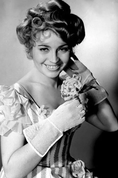 Janina Traczykówna — personaje: Michalina Ostrzenska