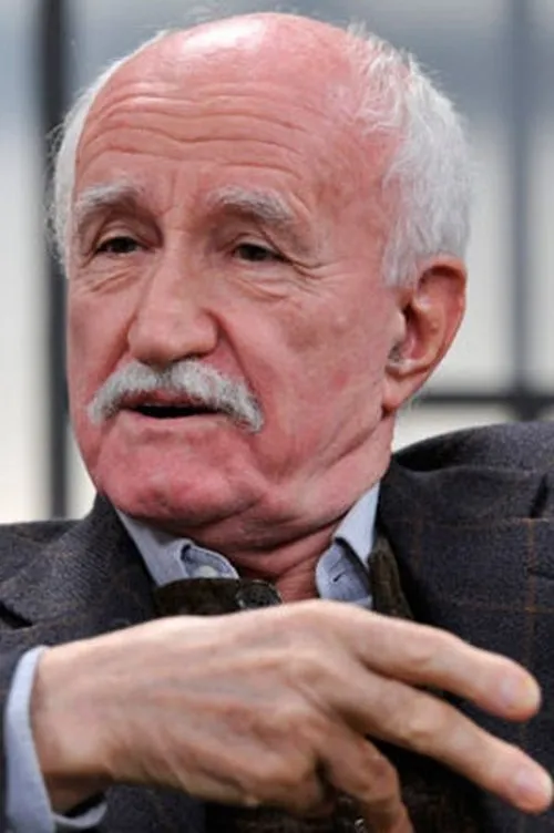 János Koltai interpretando a Hazatérõ zsidó