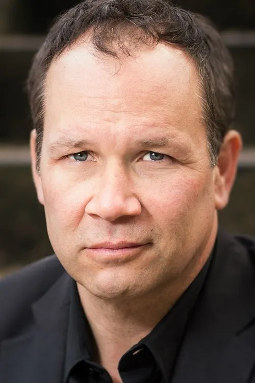 Patricia Cullen ha trabajado con Jaren Moore en 1 ocasiones