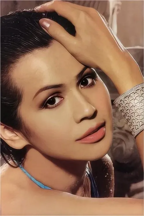 Ponglada Pimolwan ha trabajado con Jariya Anfone en 1 ocasiones