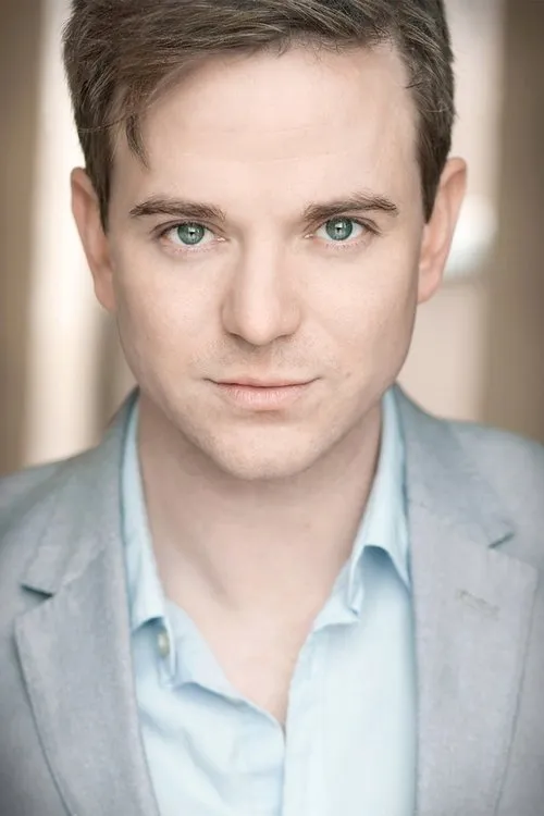 Jason Michael Miller interpretando a Jeremy Allen