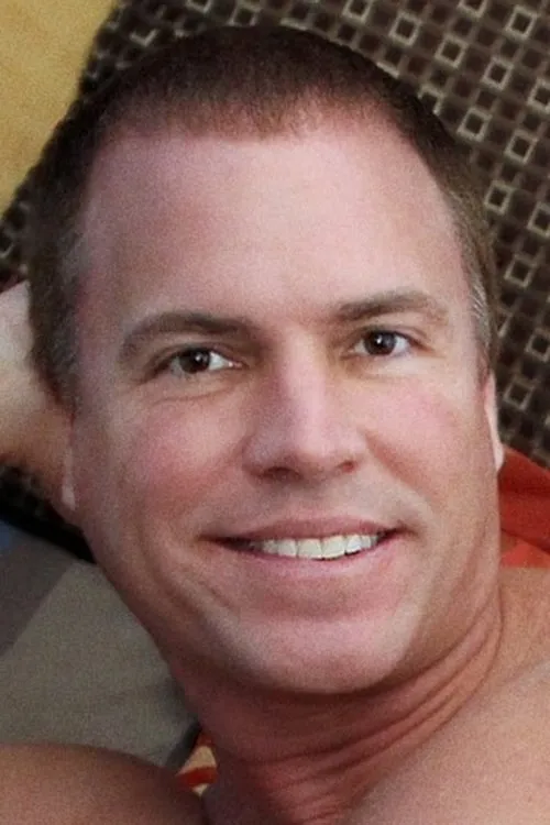 Jason Sparks interpretando a 