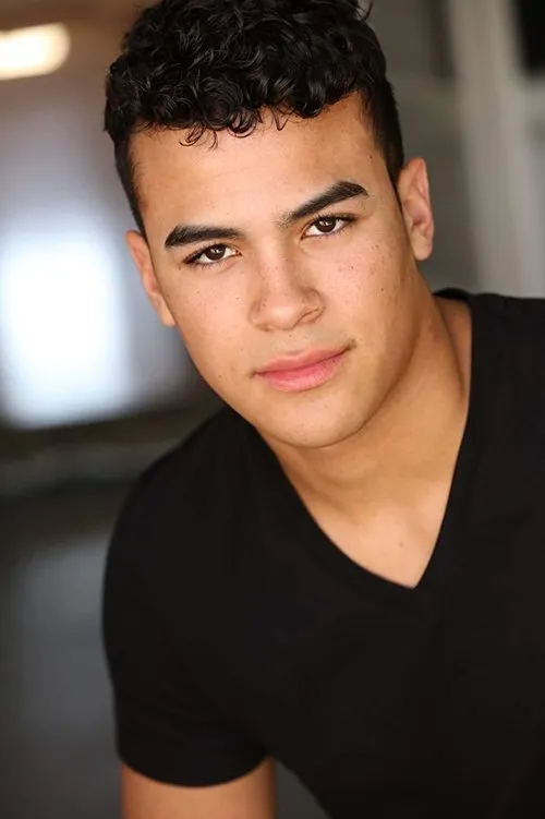 Javier Bolanos en su biografía y filmografía