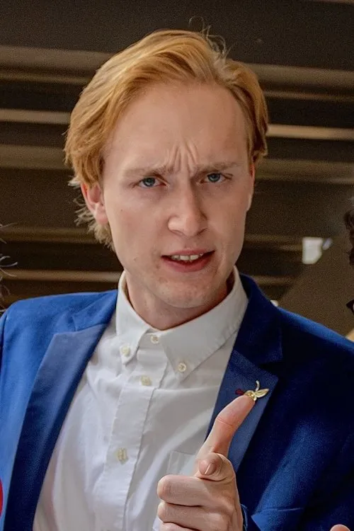 James Clare ha trabajado con Jax Maloney en 1 ocasiones