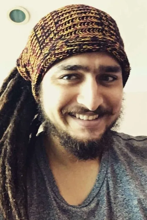 Jay Bodas — personaje: Freddy Fernandes