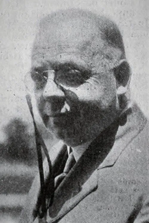 Jay Dwiggins interpretando a