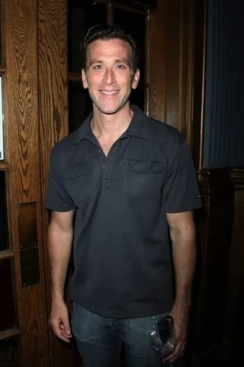 Justin Tensen ha trabajado con Jay Goede en 1 ocasiones